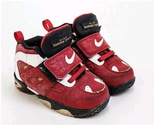 Nike Air Diamond Turf 2 Varsity Red/Gold Child Size 8C Toddler Retro Sneakers